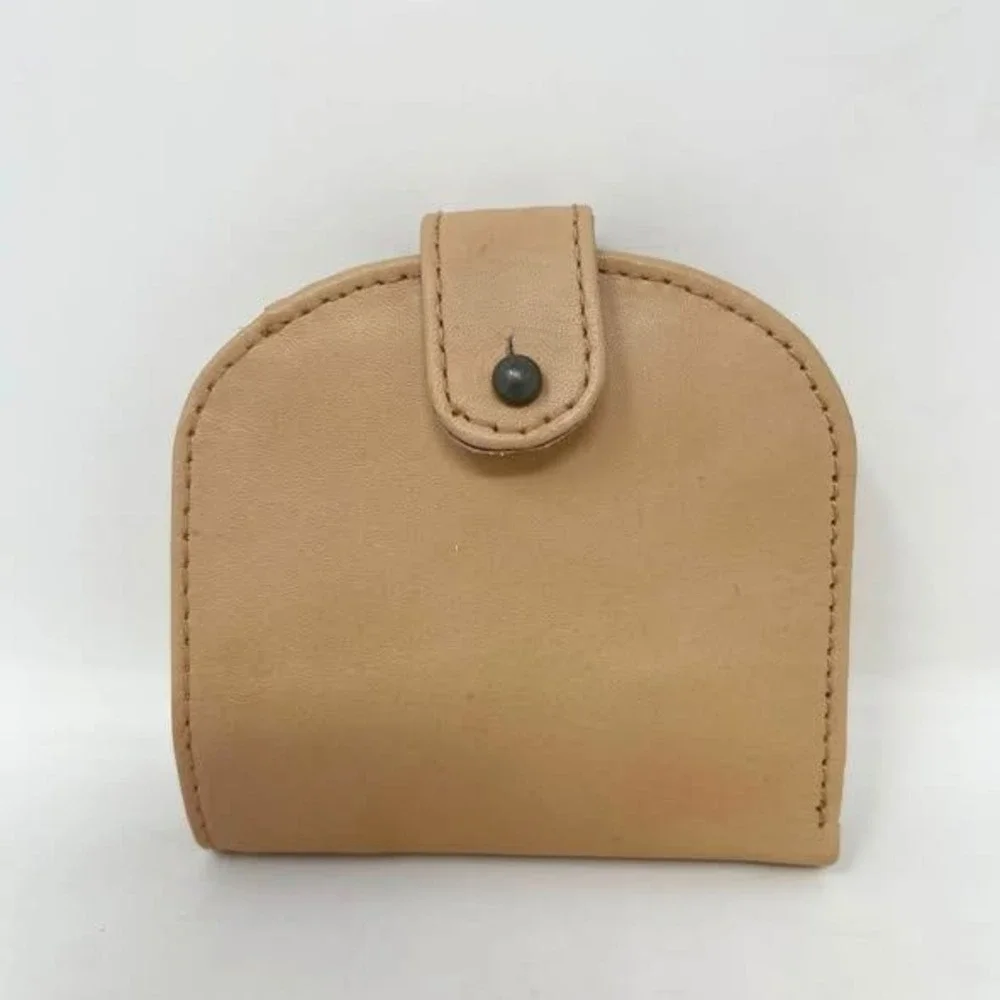 Free People Pulito Pocket Fold Wallet Beige Tan Leather Dome Minimalist Mini